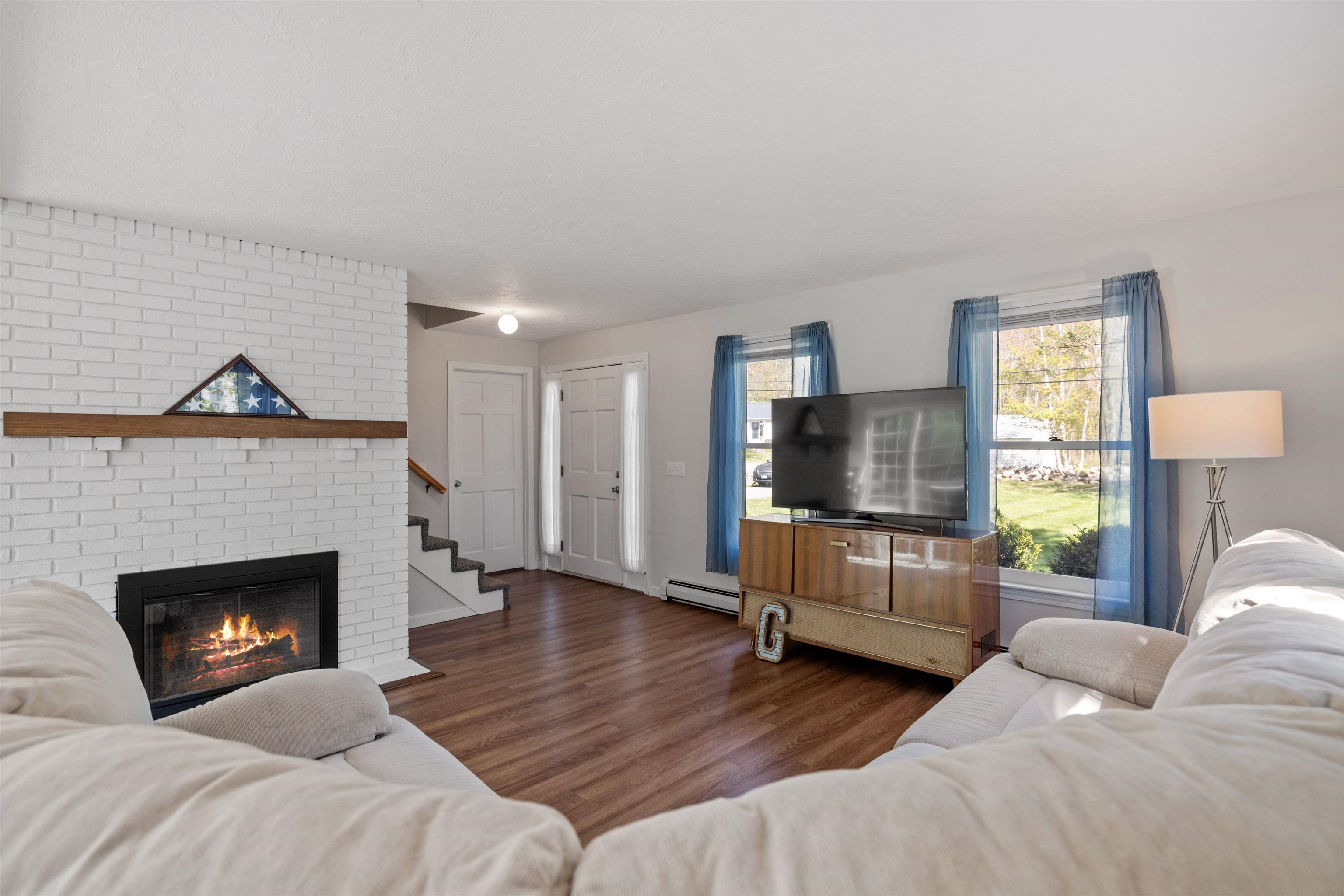 Northwood, New Hampshire 03261, United States, 3 Bedrooms Bedrooms, ,2 BathroomsBathrooms,Residential,Pending,130320