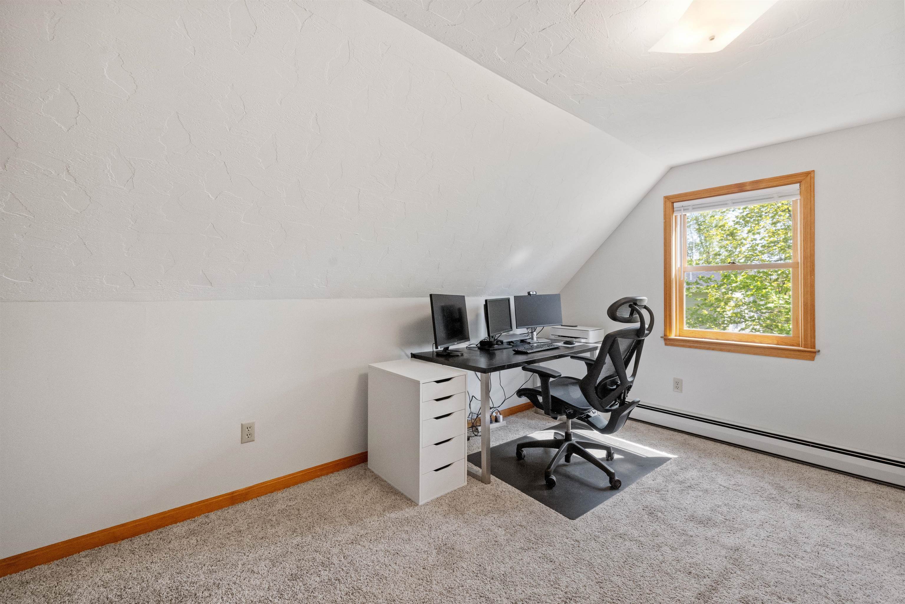 Northwood, New Hampshire 03261, United States, 3 Bedrooms Bedrooms, ,2 BathroomsBathrooms,Residential,Pending,130320