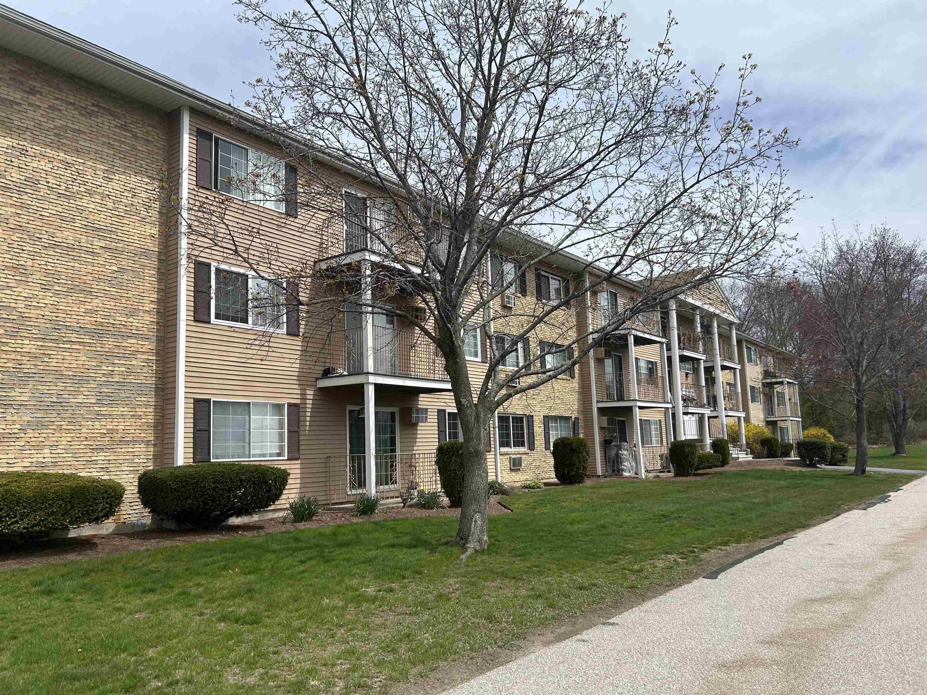377 Huse Road Unit # 33