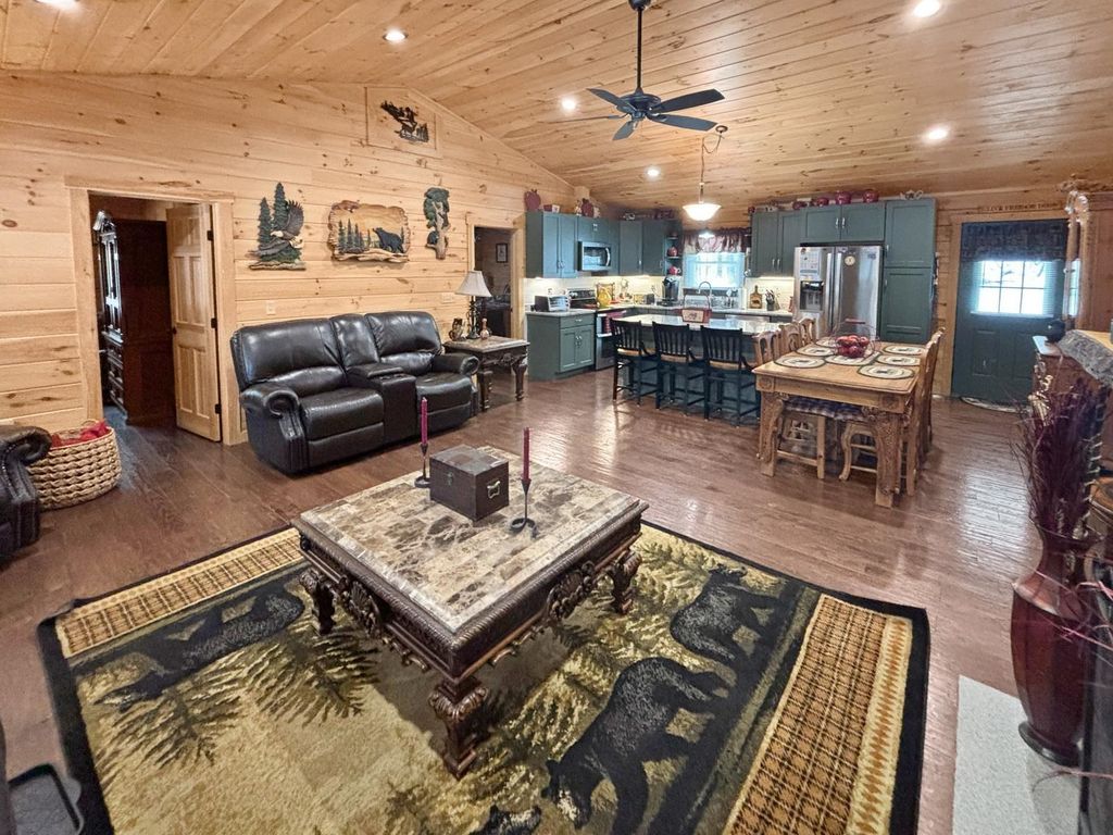 Photo of 11 Amherst Lane, Haverhill, NH 03785 (MLS # 5075135)