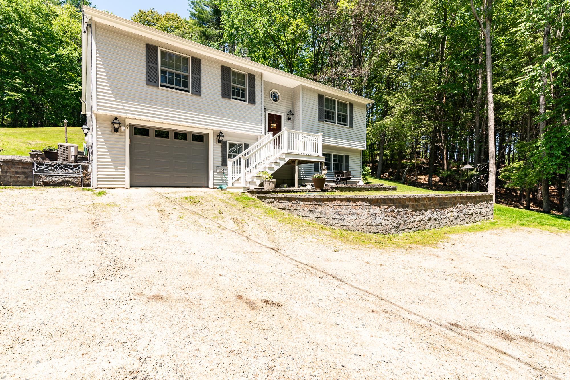 4 Mones Folly Drive