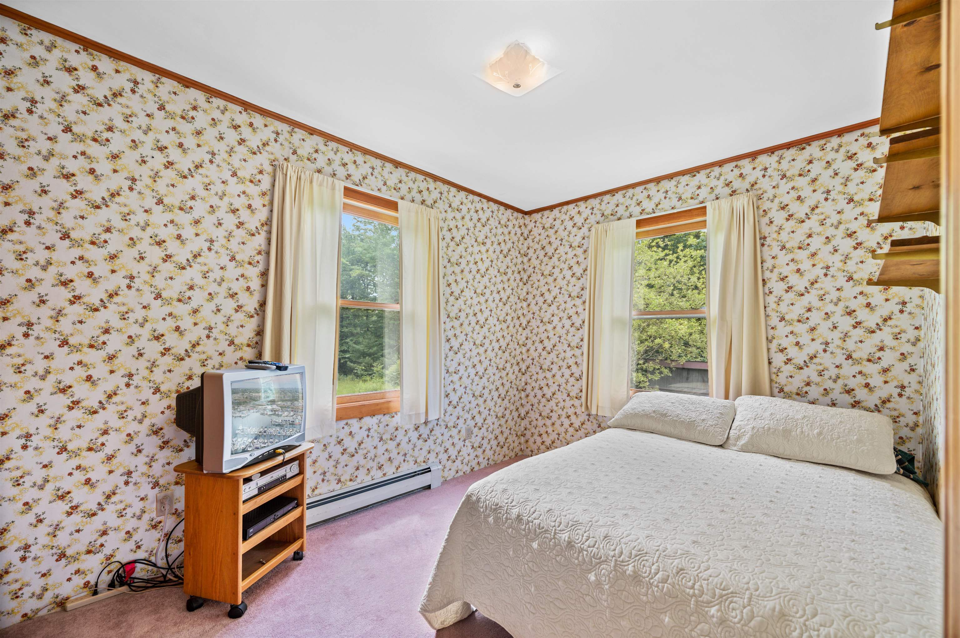 Hyde Park, Vermont 05655, United States, 3 Bedrooms Bedrooms, ,1 BathroomBathrooms,Residential,Active,168433