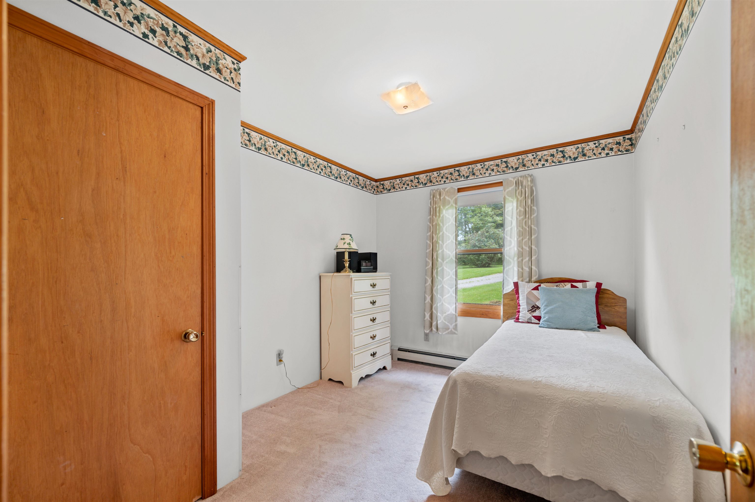 Hyde Park, Vermont 05655, United States, 3 Bedrooms Bedrooms, ,1 BathroomBathrooms,Residential,Active,168433