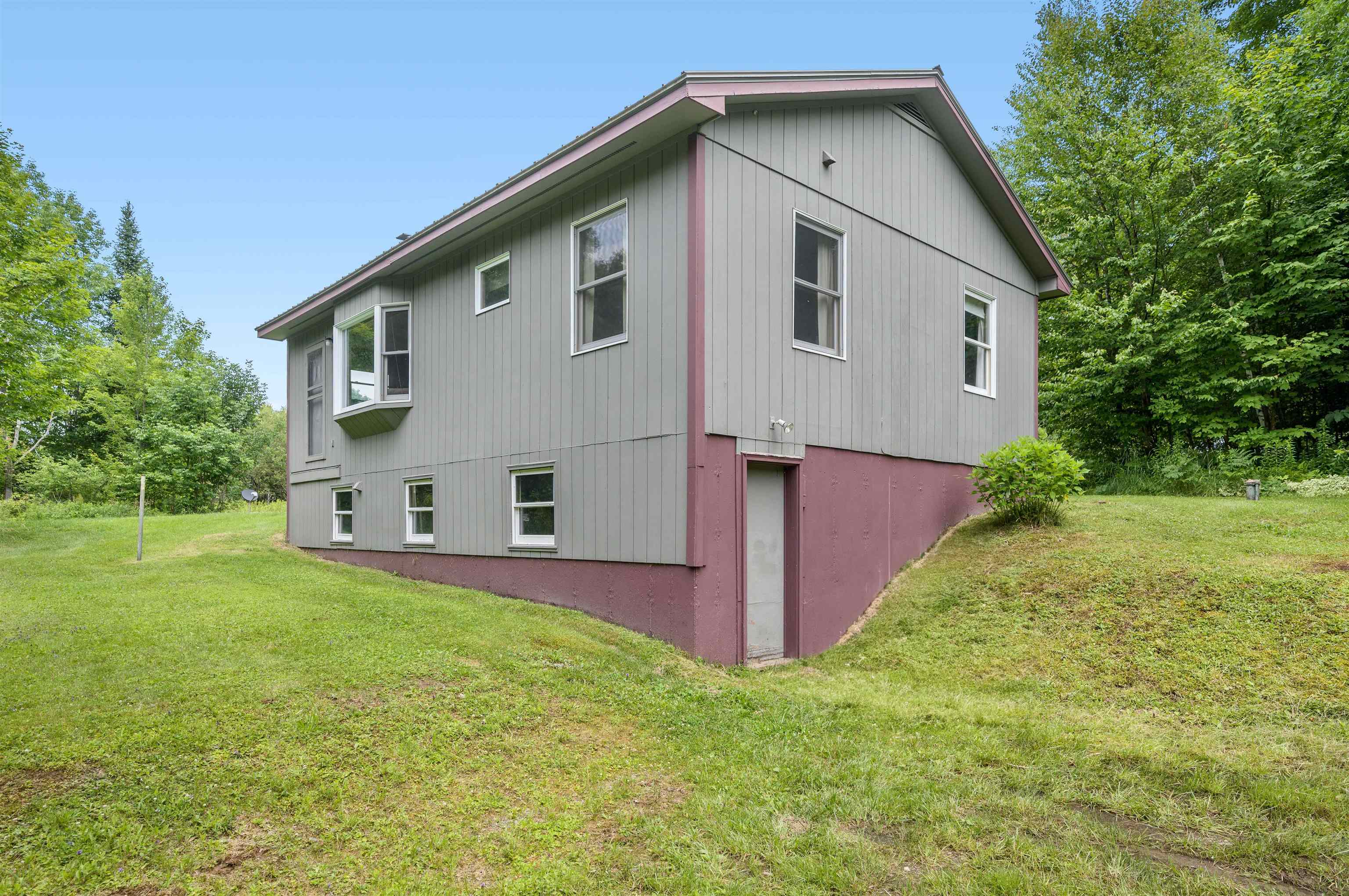 Hyde Park, Vermont 05655, United States, 3 Bedrooms Bedrooms, ,1 BathroomBathrooms,Residential,Active,168433