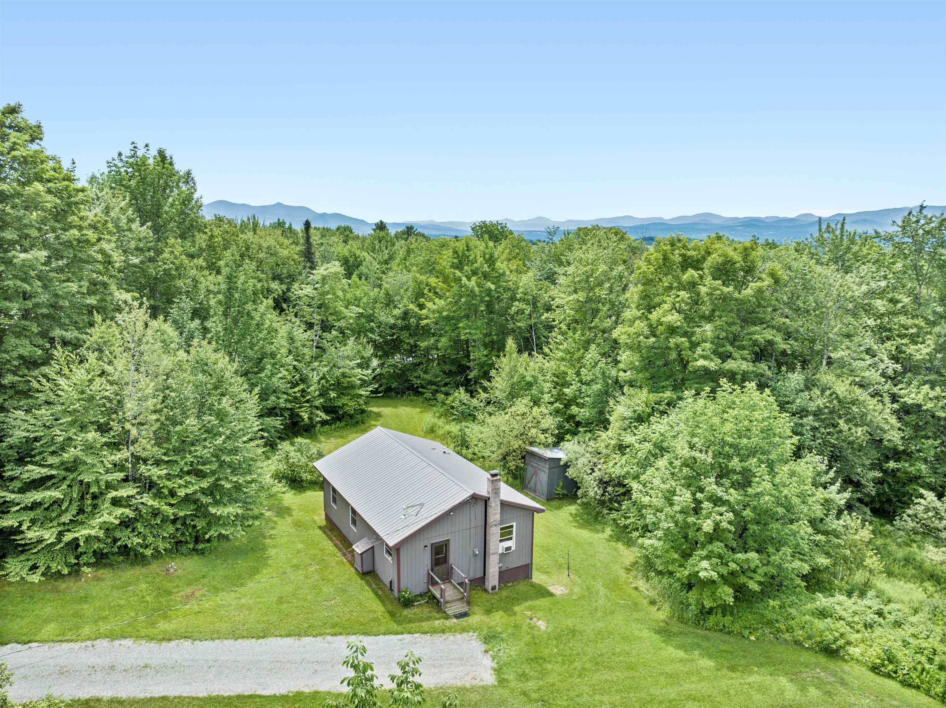 Hyde Park, Vermont 05655, United States, 3 Bedrooms Bedrooms, ,1 BathroomBathrooms,Residential,Active,168433