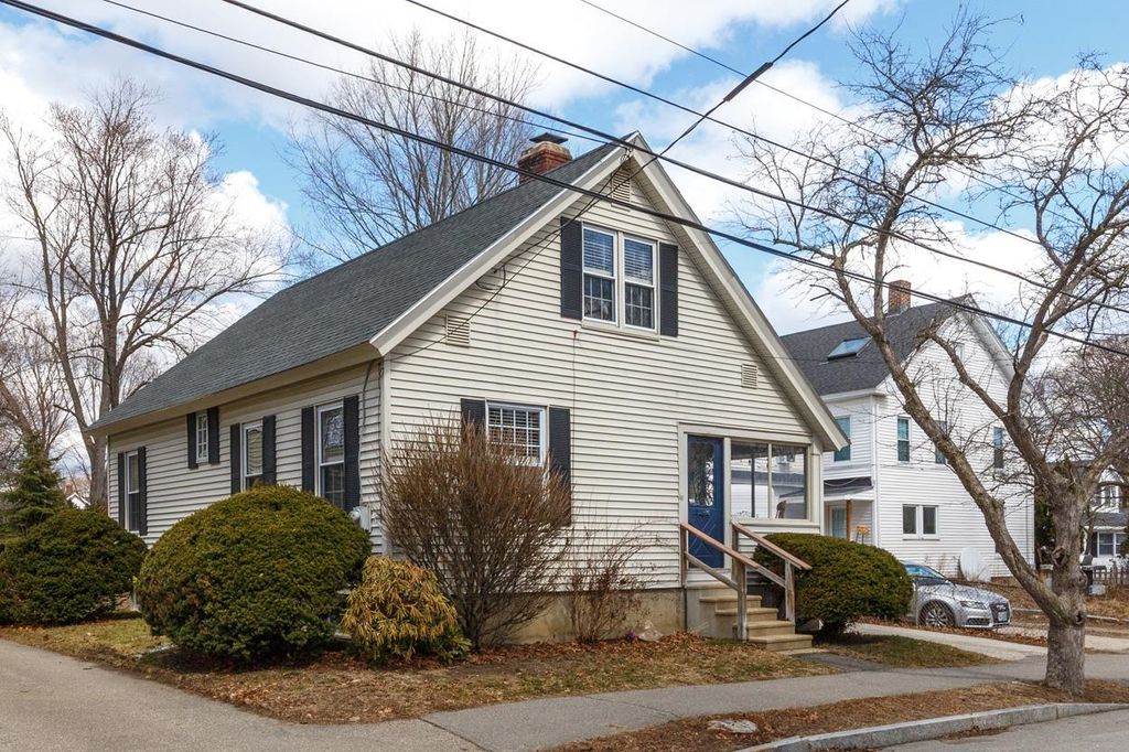 Photo of 48 Beacon Street, Concord, NH 03301 (MLS # 5080650)