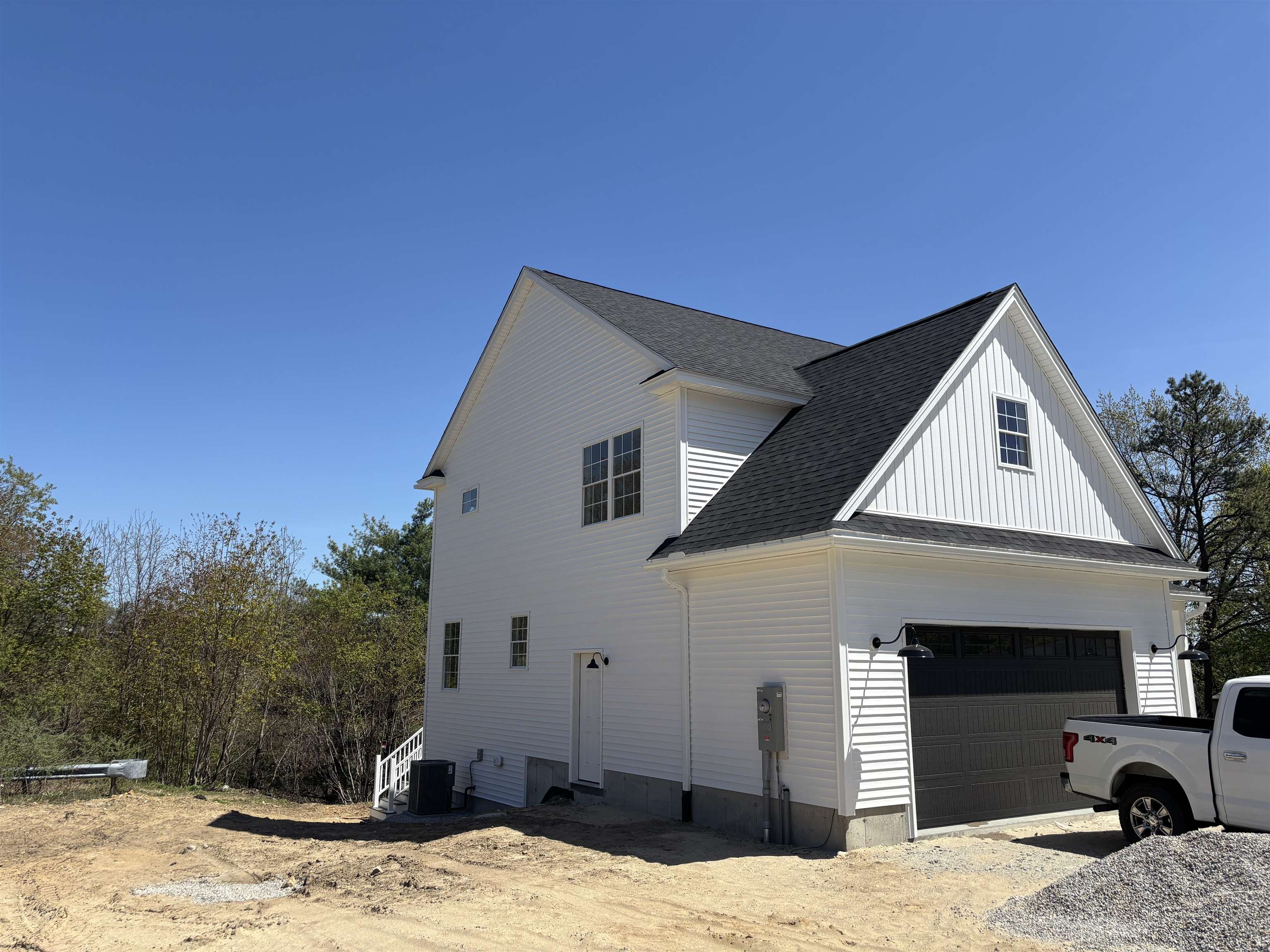 85 agnes Street