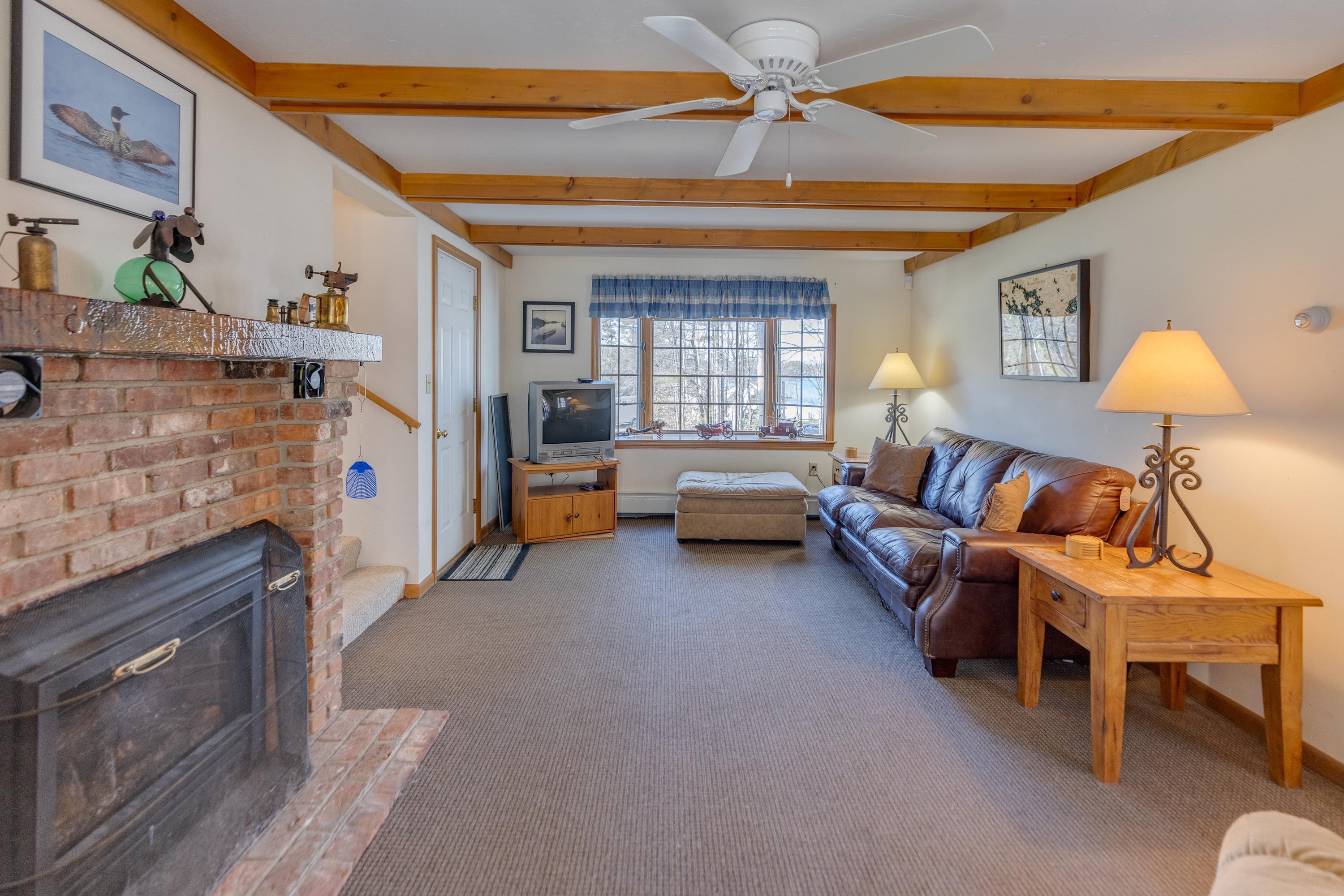 286 Dockham Shore Road