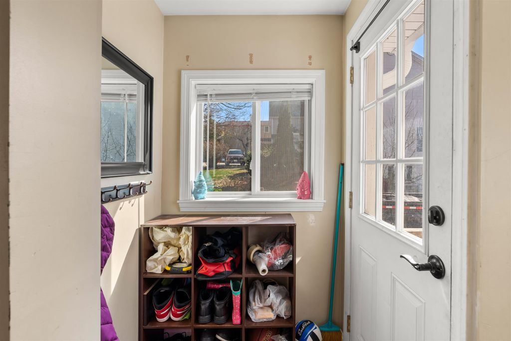 Photo of 366 Arah Street, Manchester, NH 03104 (MLS # 5083802)