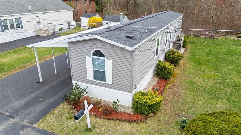 Photo of 4 Trailerhome Drive, Salem, NH 03079 (MLS # 5083924)