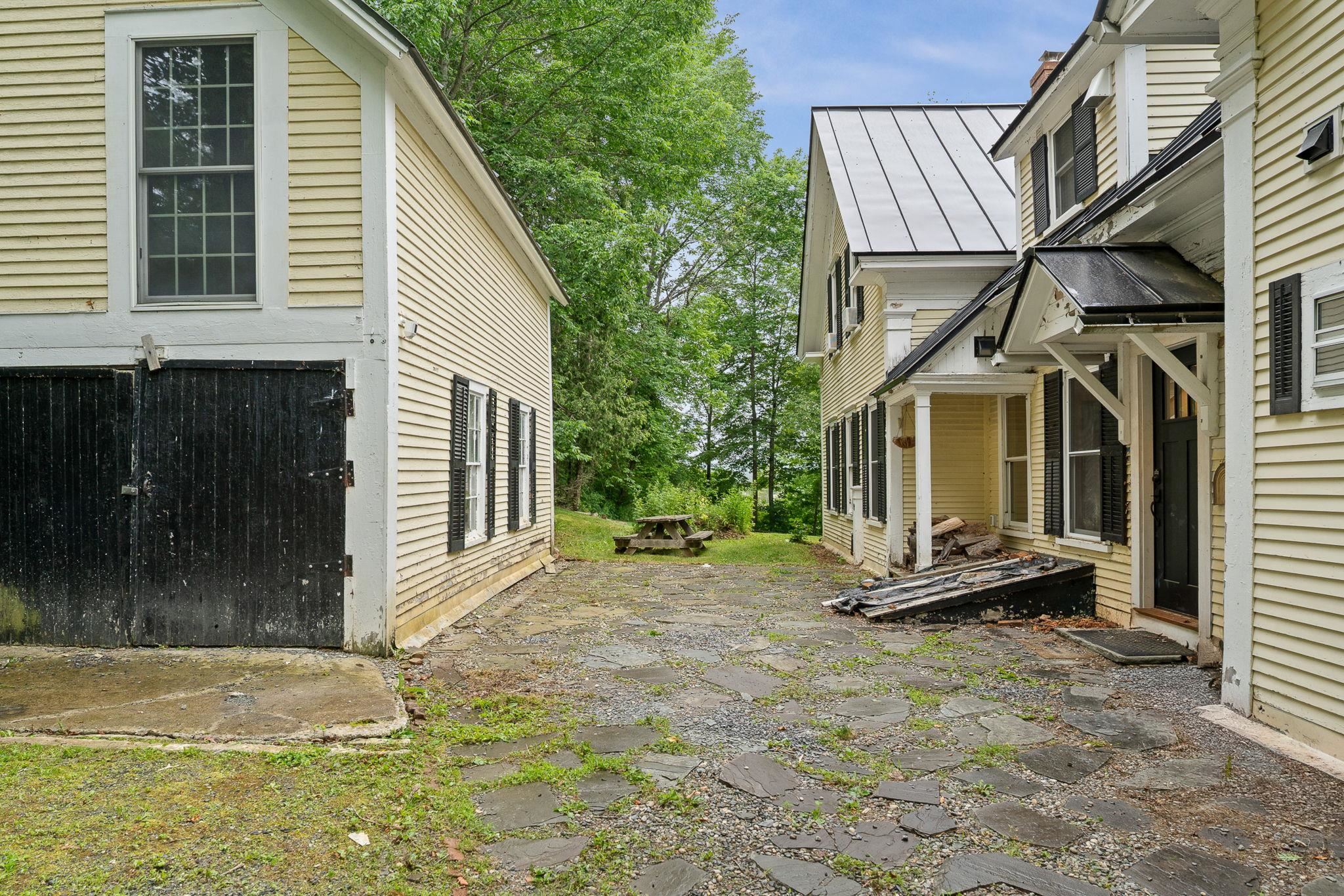 7 Slayton Terrace