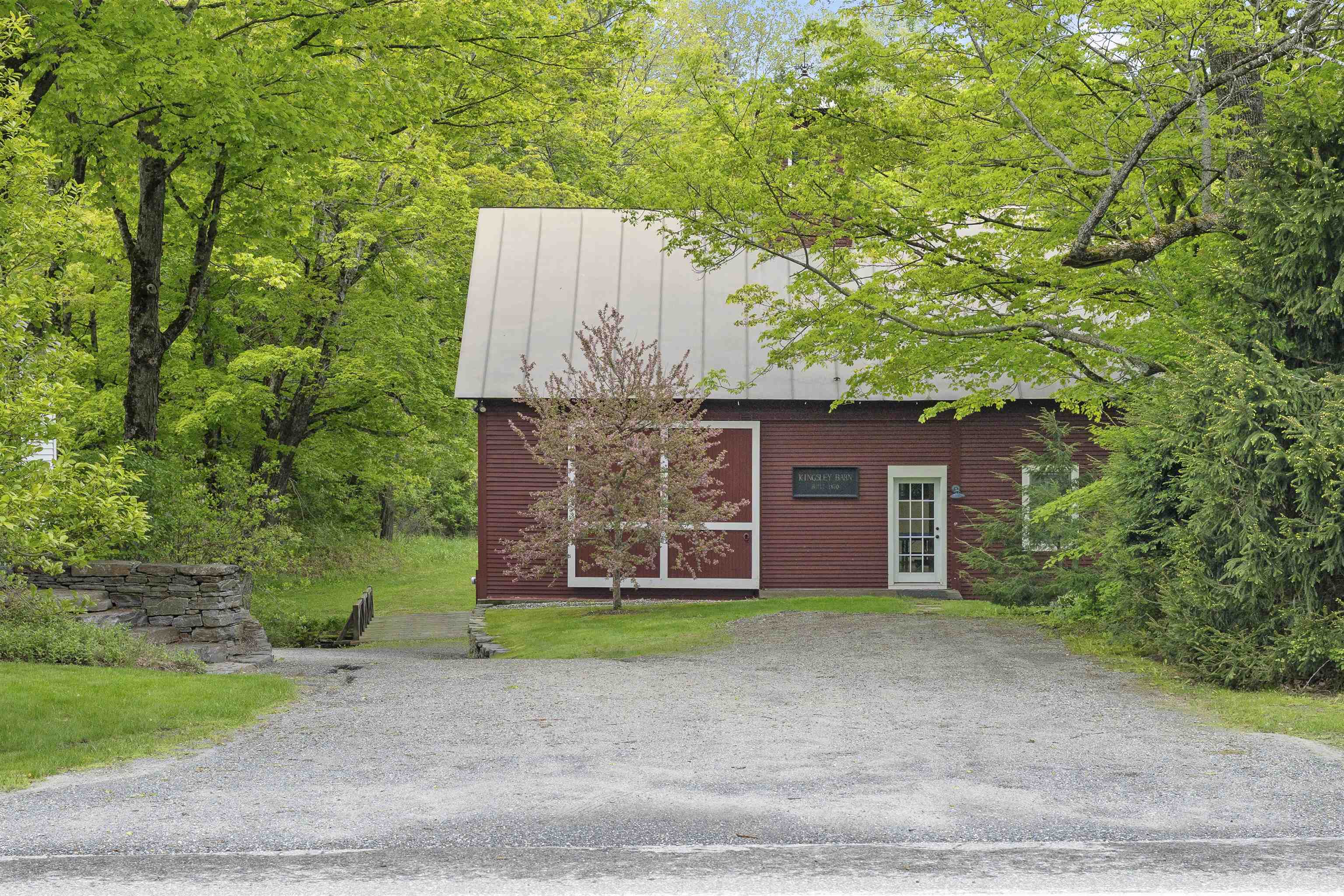 4945 South Road