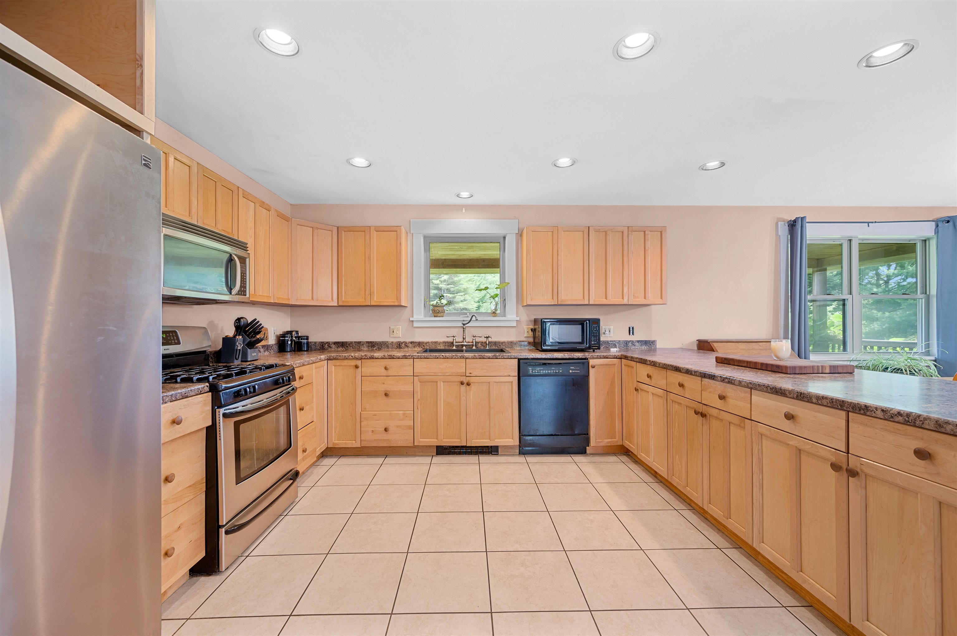 Eden, Vermont 05653, United States, 3 Bedrooms Bedrooms, ,3 BathroomsBathrooms,Residential,Active,174450