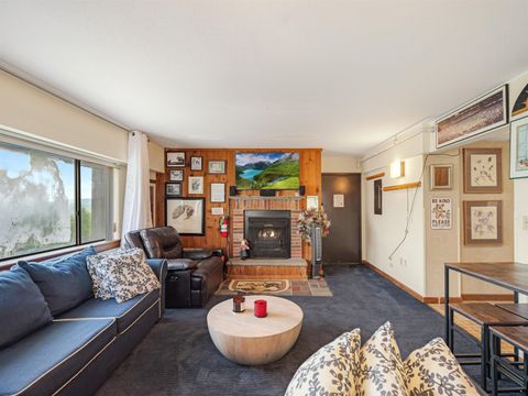 135 East Mountain Road 1G6 Killington VT 05751