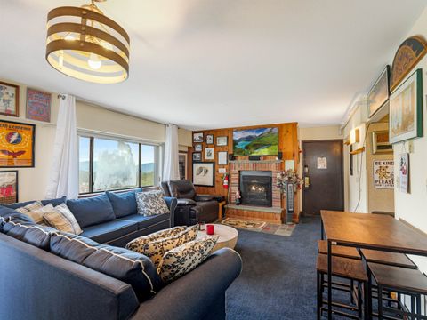 135 East Mountain Road 1G6 Killington VT 05751