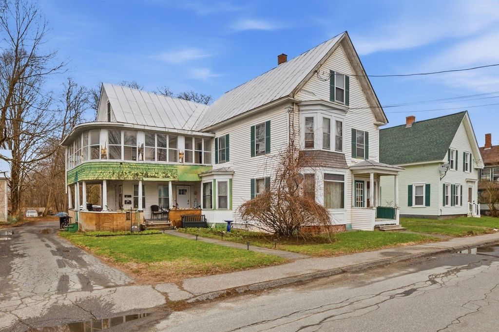 Photo of 39 Highland Street, Haverhill, NH 03785 (MLS # 5084272)