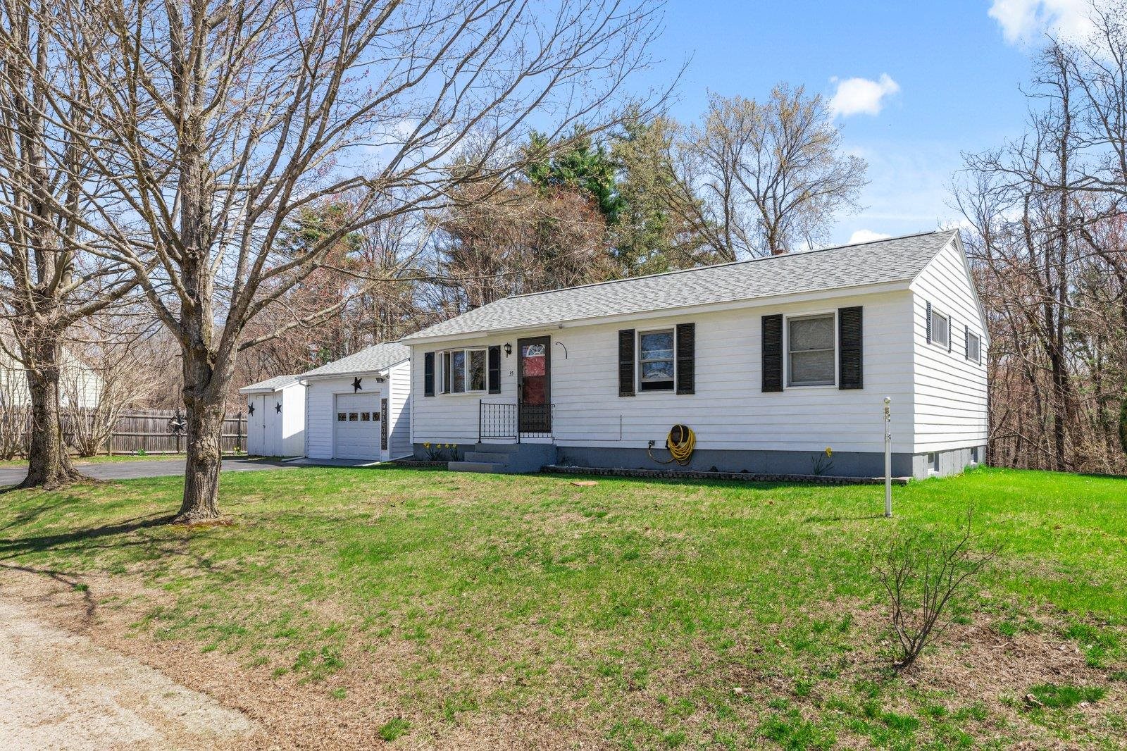 35 Hinsdale Heights