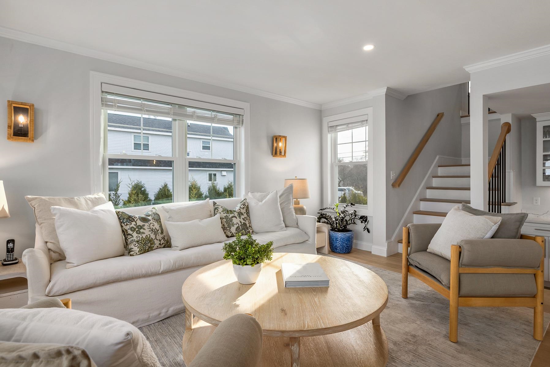 Hampton, New Hampshire 03842, United States, 4 Bedrooms Bedrooms, ,3 BathroomsBathrooms,Residential,Active,110217