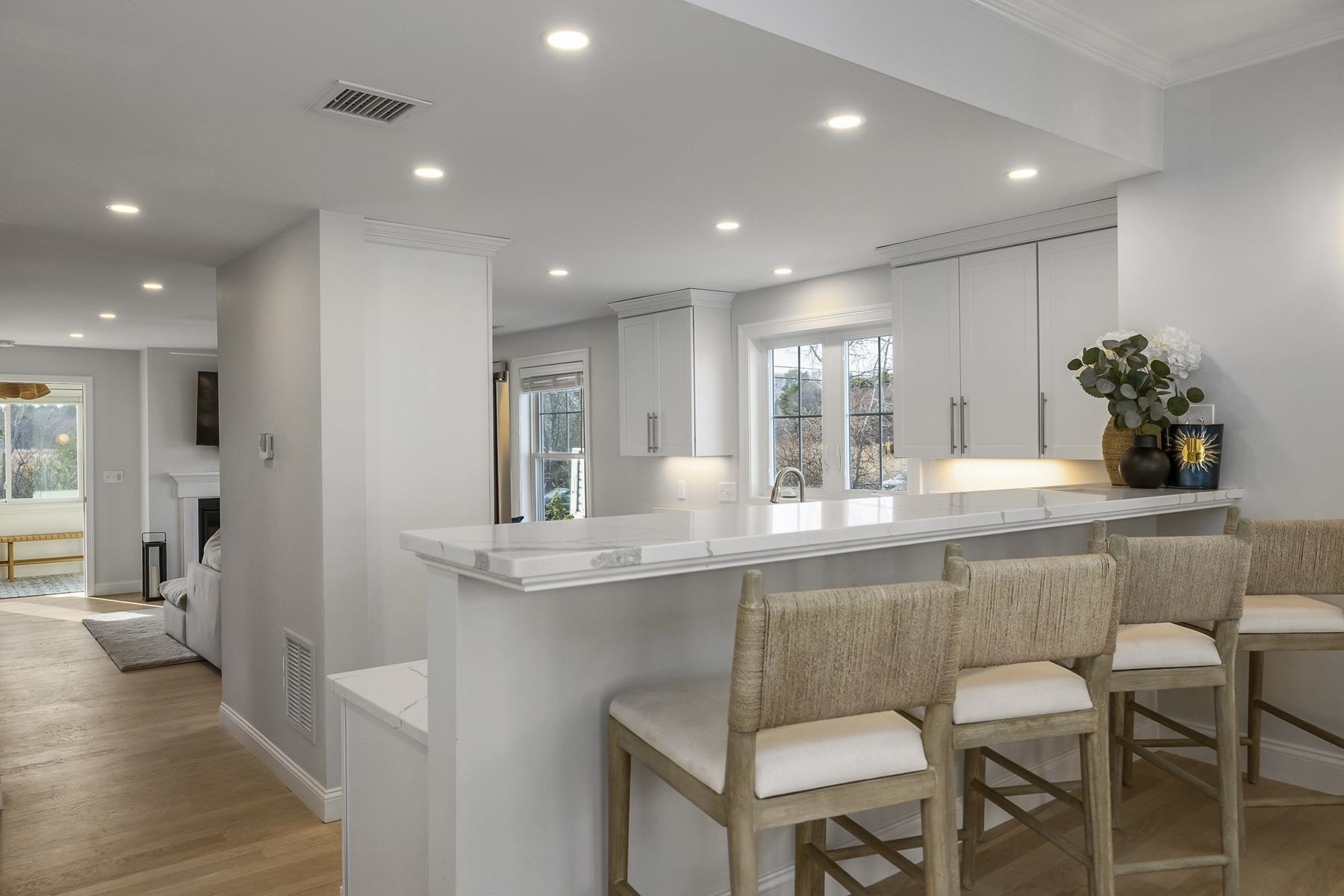 Hampton, New Hampshire 03842, United States, 4 Bedrooms Bedrooms, ,3 BathroomsBathrooms,Residential,Active,110217