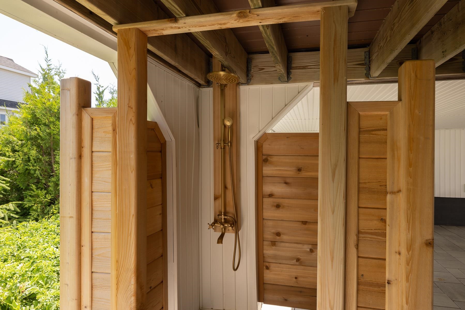 Hampton, New Hampshire 03842, United States, 4 Bedrooms Bedrooms, ,3 BathroomsBathrooms,Residential,Active,110217