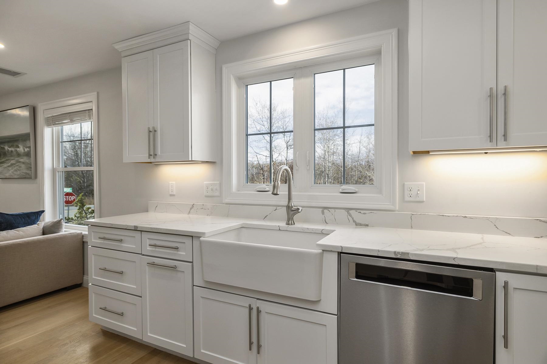 Hampton, New Hampshire 03842, United States, 4 Bedrooms Bedrooms, ,3 BathroomsBathrooms,Residential,Active,110217