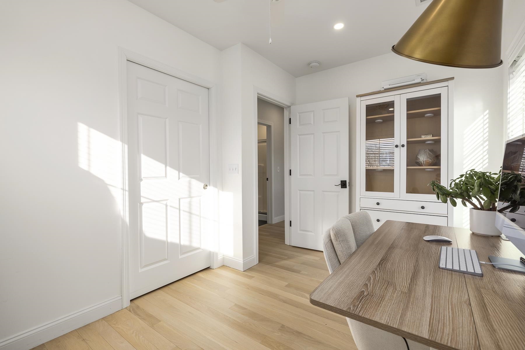 Hampton, New Hampshire 03842, United States, 4 Bedrooms Bedrooms, ,3 BathroomsBathrooms,Residential,Active,110217