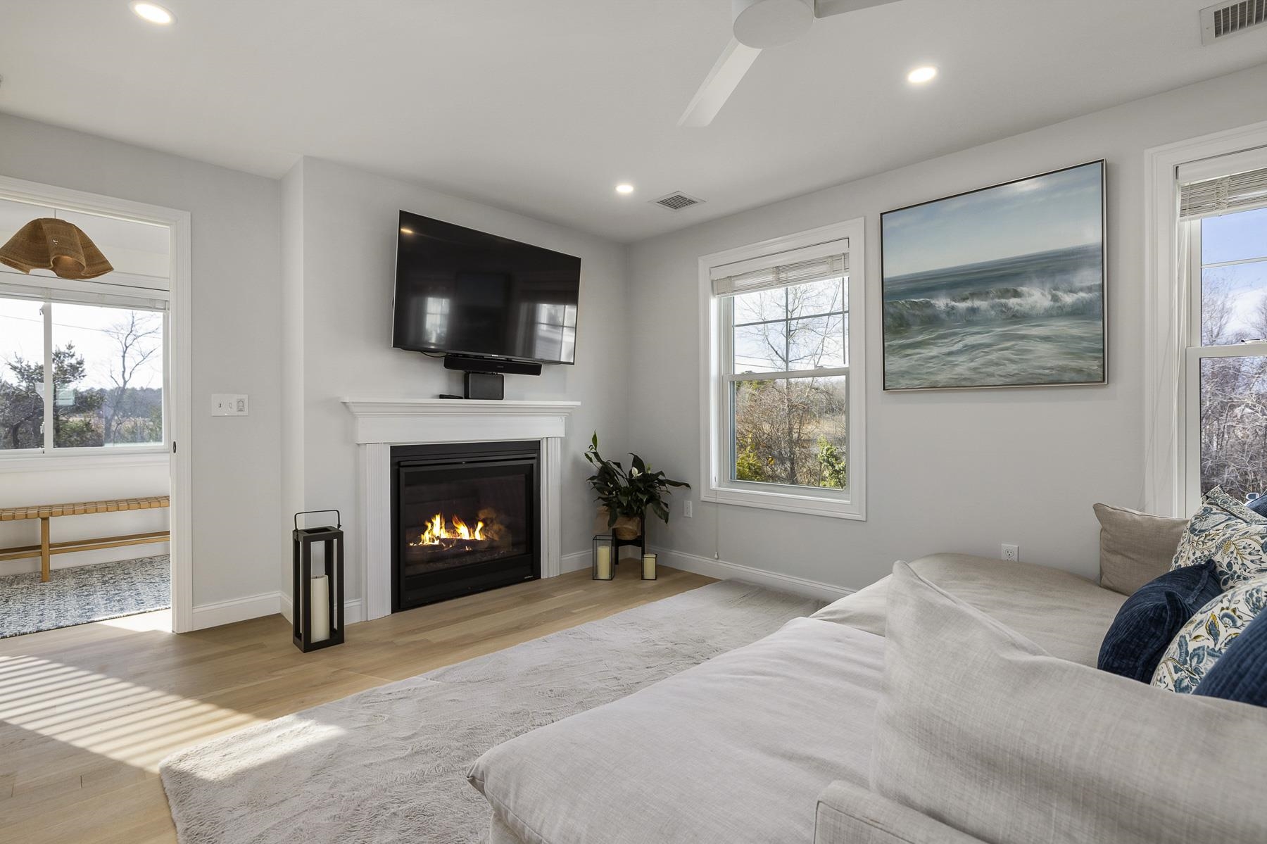 Hampton, New Hampshire 03842, United States, 4 Bedrooms Bedrooms, ,3 BathroomsBathrooms,Residential,Active,110217