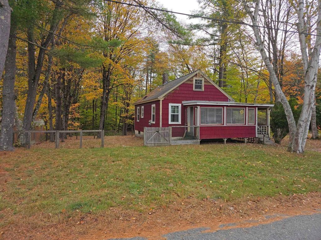 Photo of 8 42nd Street, Claremont, NH 03743 (MLS # 5067425)