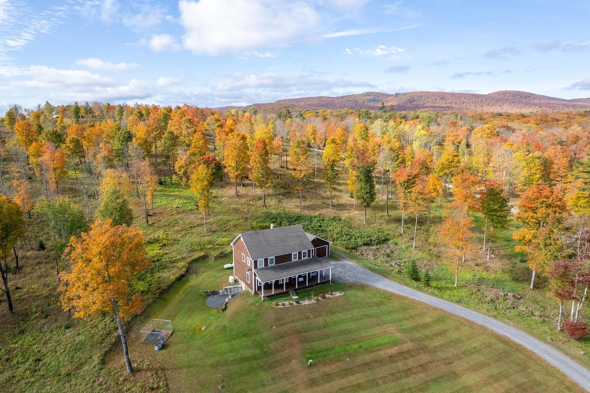 884 Leroux Road