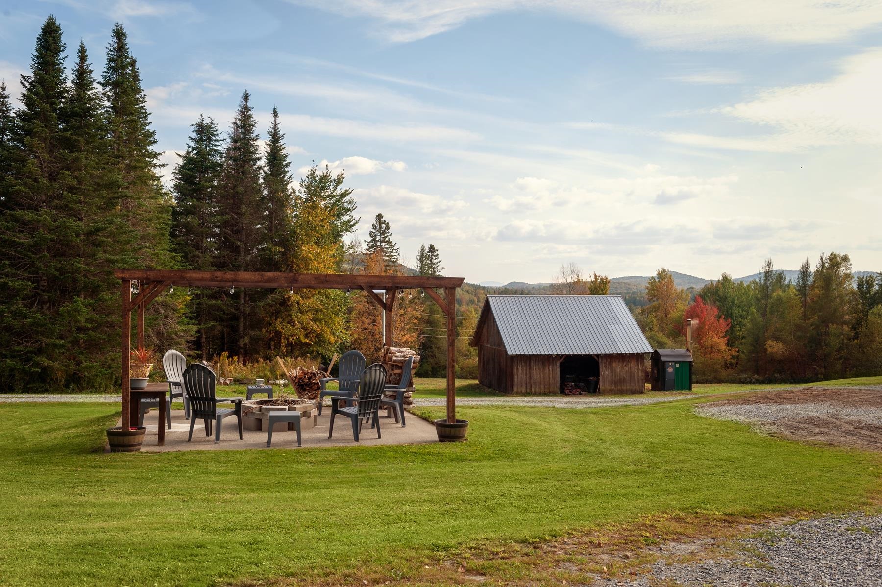 Hardwick, Vermont 05843, United States, 3 Bedrooms Bedrooms, ,3 BathroomsBathrooms,Residential,Active,244692