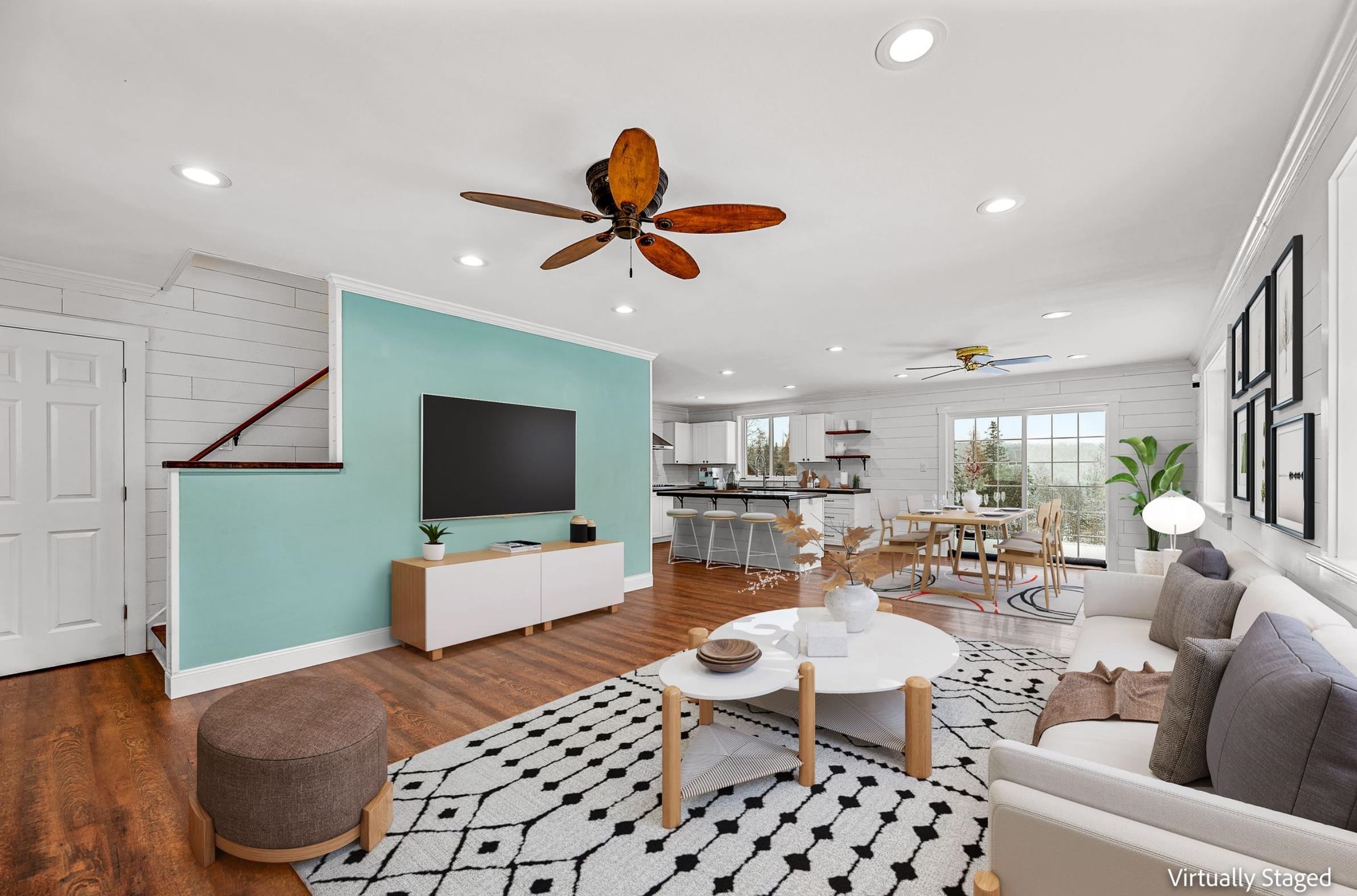 Hardwick, Vermont 05843, United States, 3 Bedrooms Bedrooms, ,3 BathroomsBathrooms,Residential,Active,244692