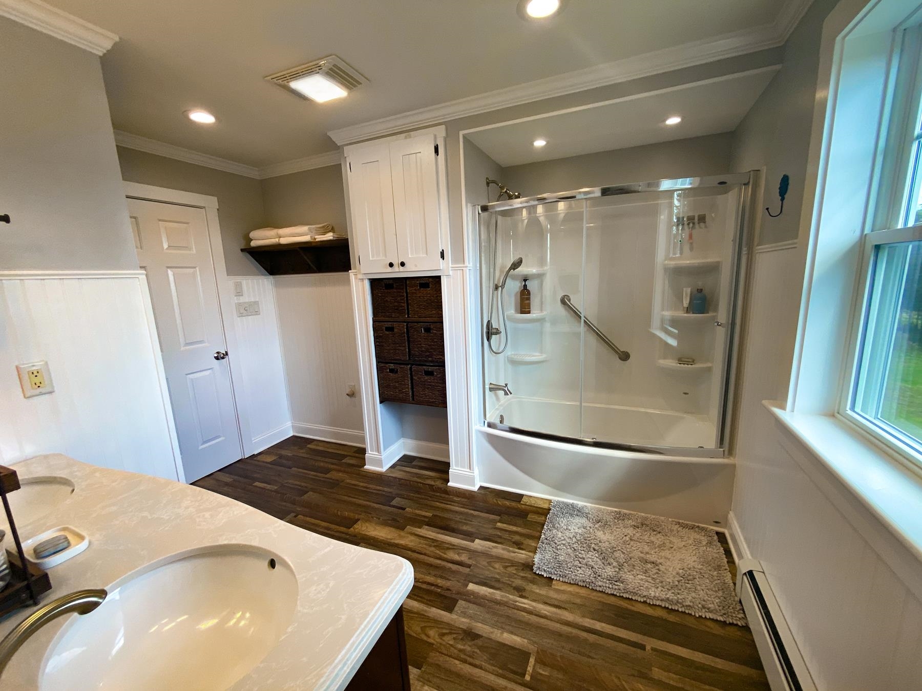 Hardwick, Vermont 05843, United States, 3 Bedrooms Bedrooms, ,3 BathroomsBathrooms,Residential,Active,244692