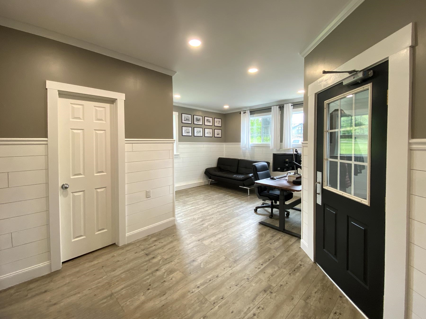 Hardwick, Vermont 05843, United States, 3 Bedrooms Bedrooms, ,3 BathroomsBathrooms,Residential,Active,244692