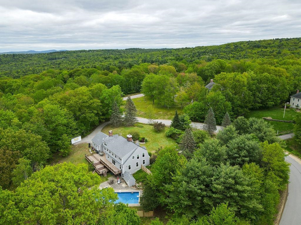 4 Longview Drive