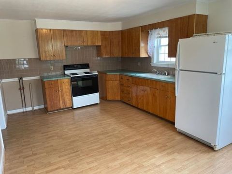 10 Main Street 8 Wilton NH 03086