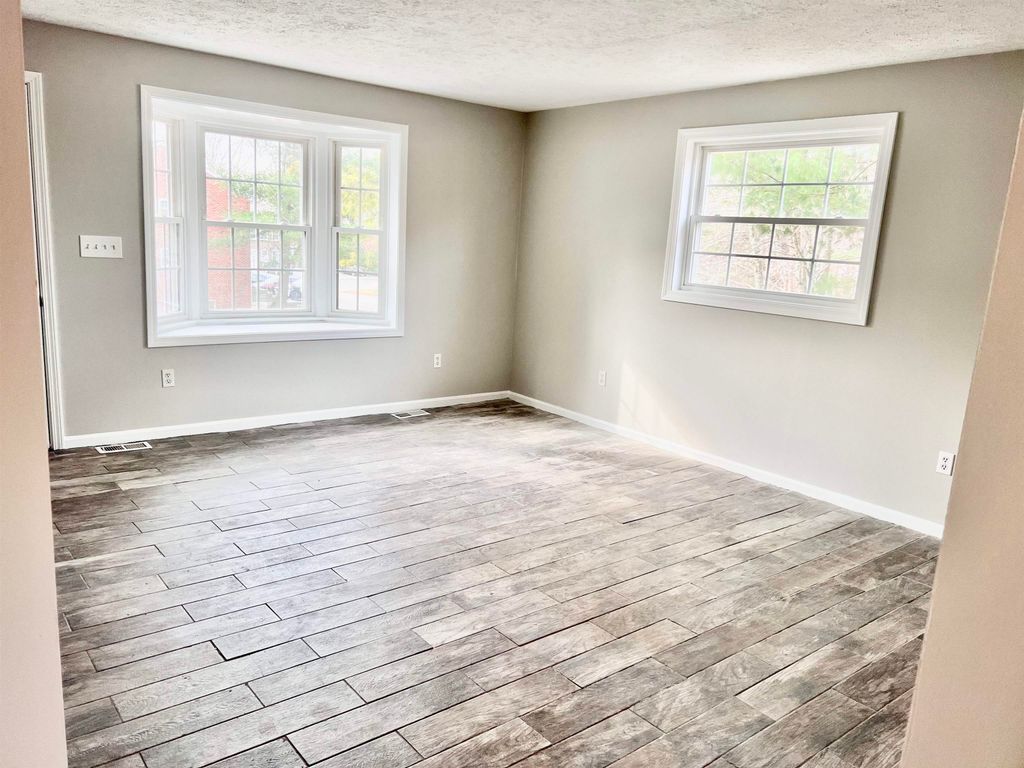 Photo of 83 Derryfield Court, Manchester, NH 03104 (MLS # 5080979)