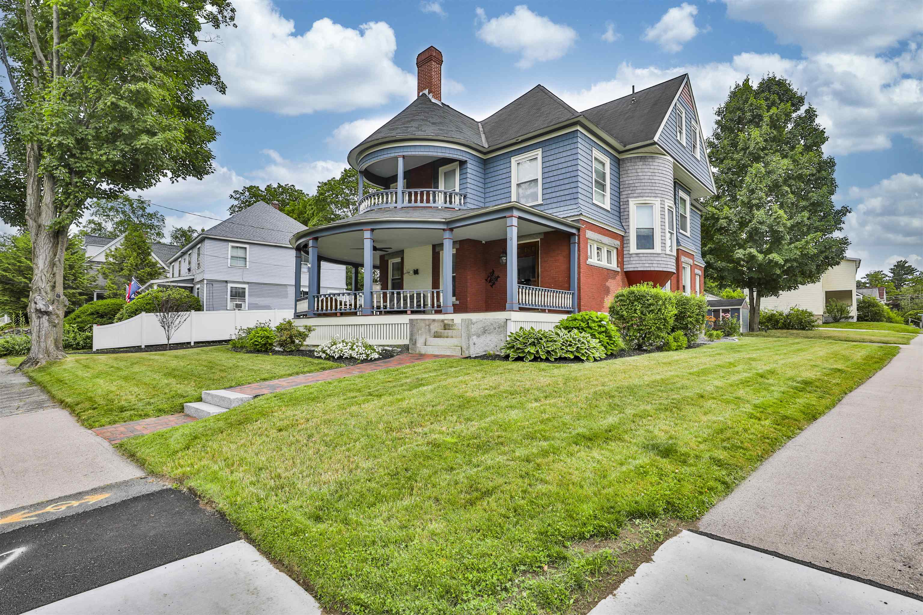 10 Hall Avenue