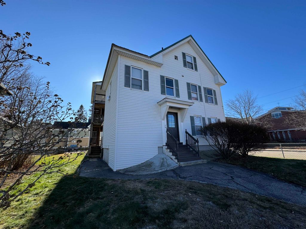 Photo of 62 Ferry Street #3, Manchester, NH 03102 (MLS # 5074697)