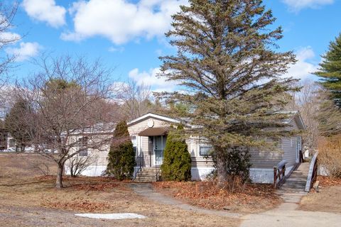 2 Sagamore Lane Rochester NH 03867