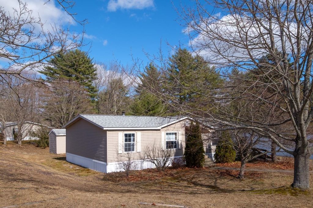 Photo of 2 Sagamore Lane, Rochester, NH 03867 (MLS # 5080739)