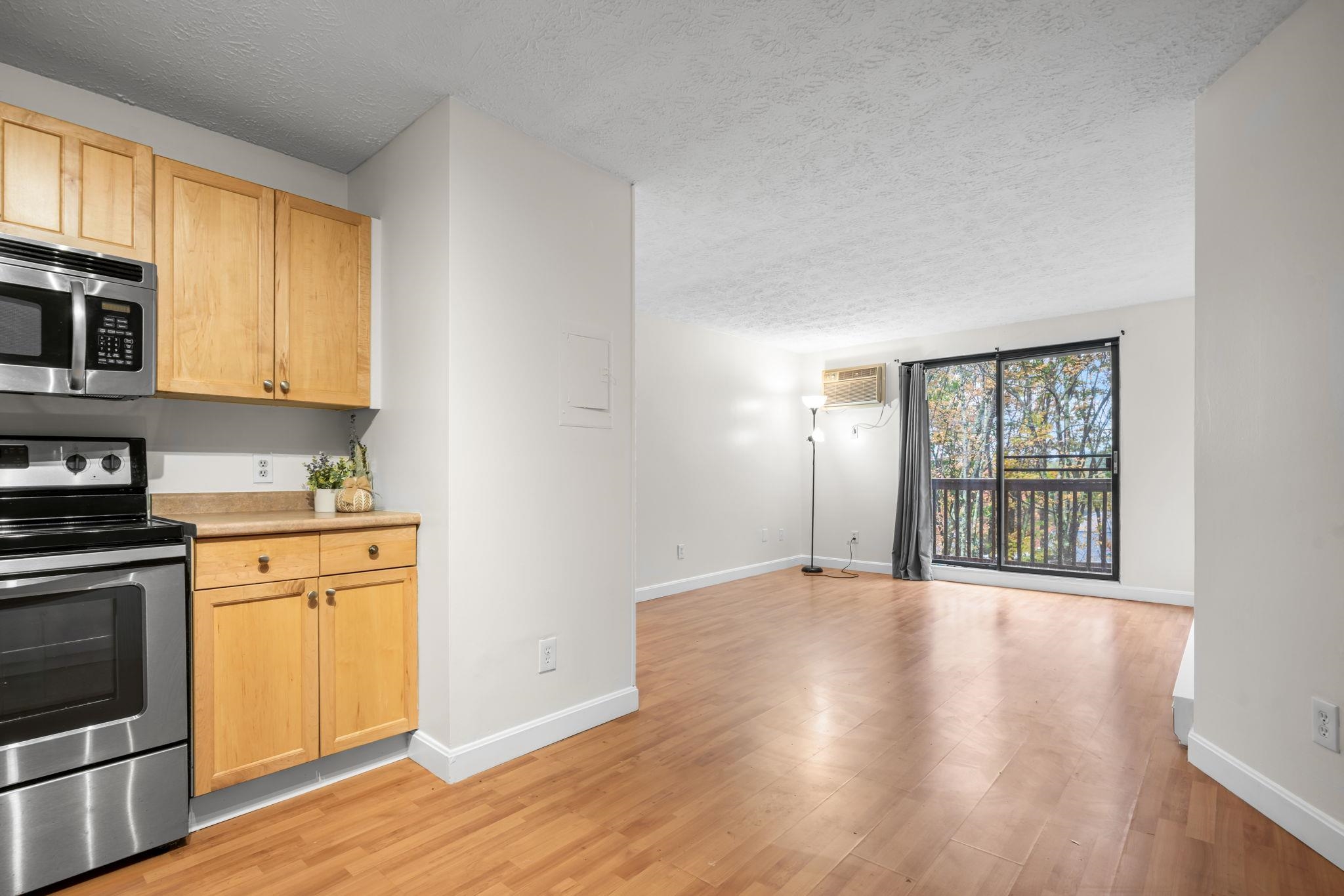 60 Old Hackett Hill Road 3A