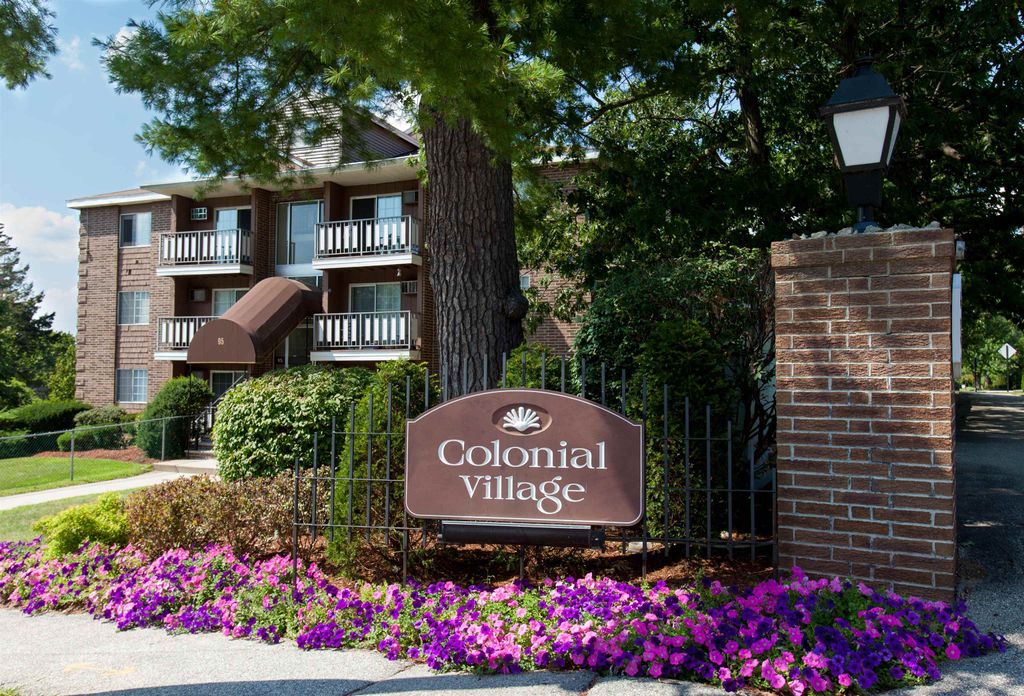 Photo of 106 West River Drive, Manchester, NH 03104 (MLS # 5069847)