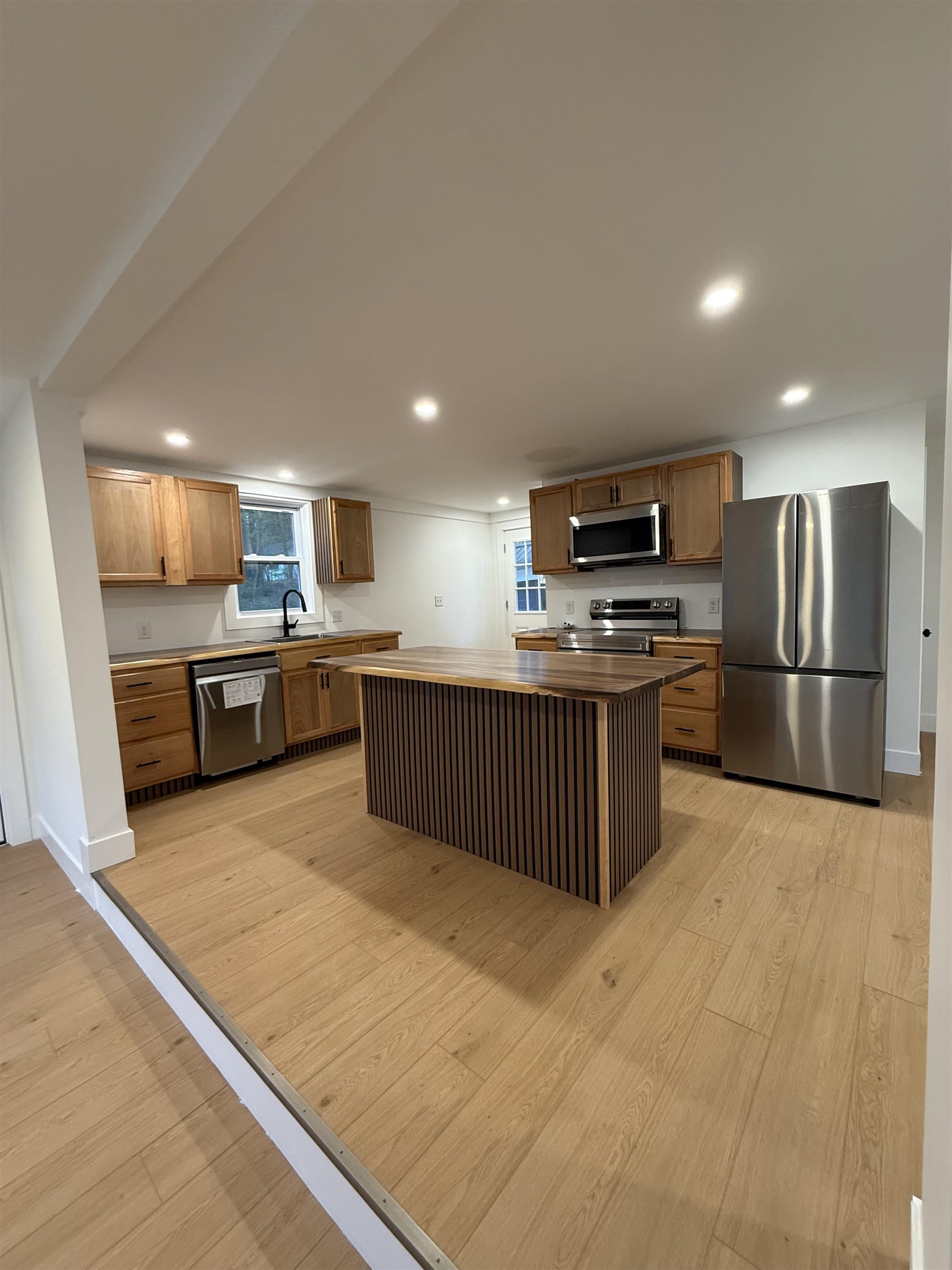 27 Granite Street
