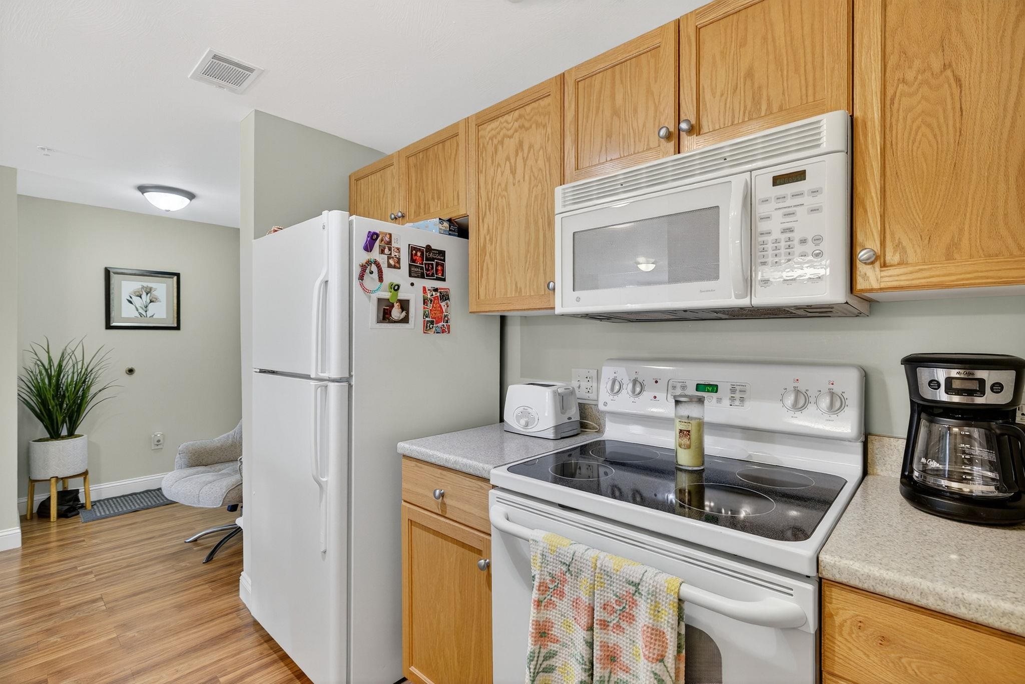12 Vista Ridge Drive 40