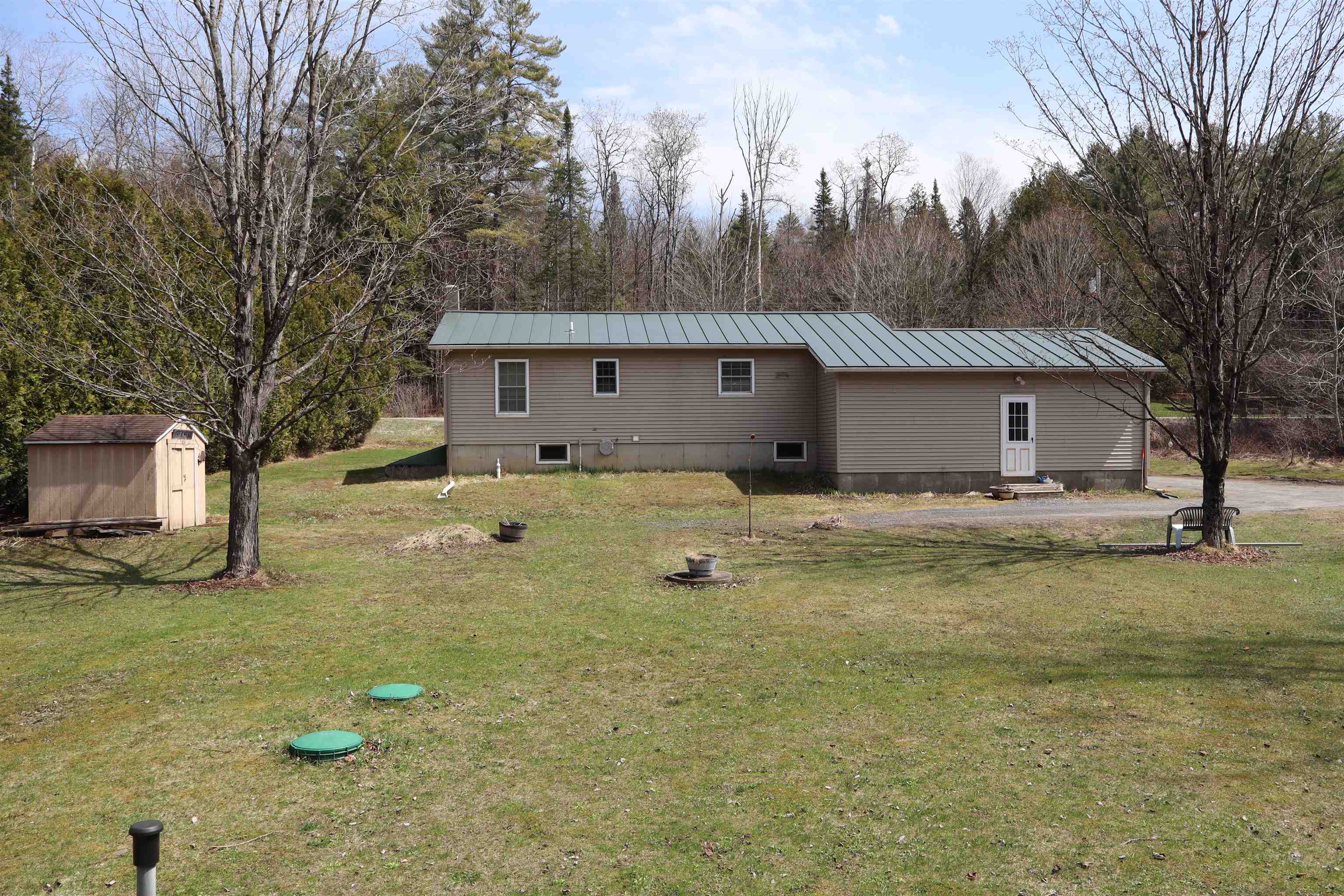 2757 Paine Turnpike South