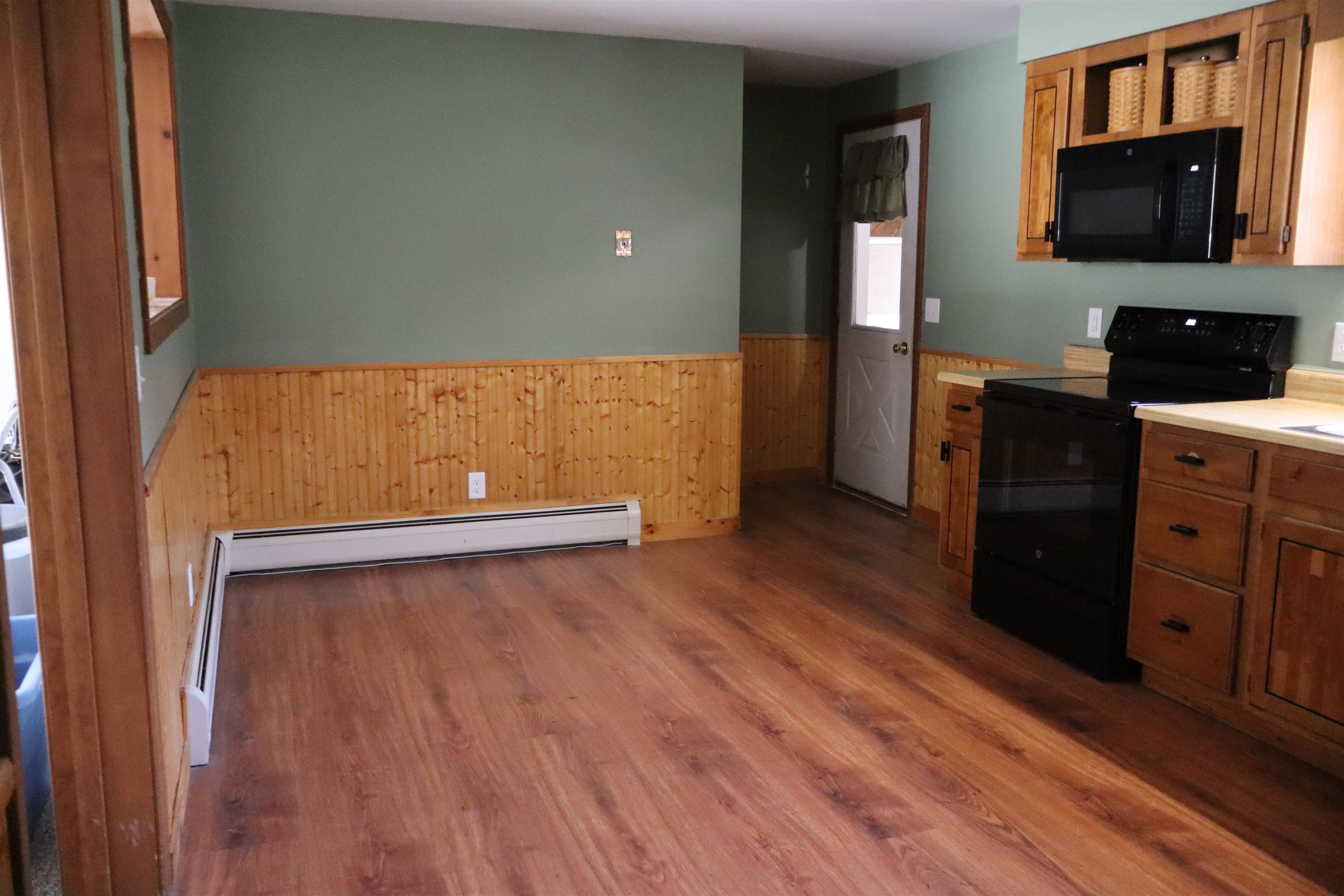 2757 Paine Turnpike South