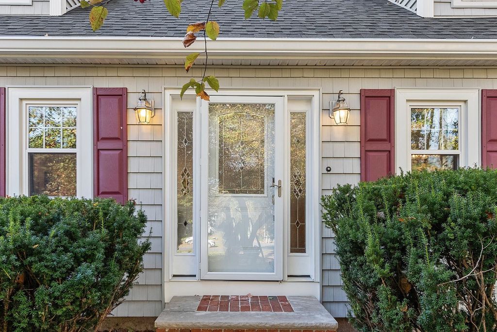 Photo of 24 Alyssa Drive, Derry, NH 03038 (MLS # 5066267)