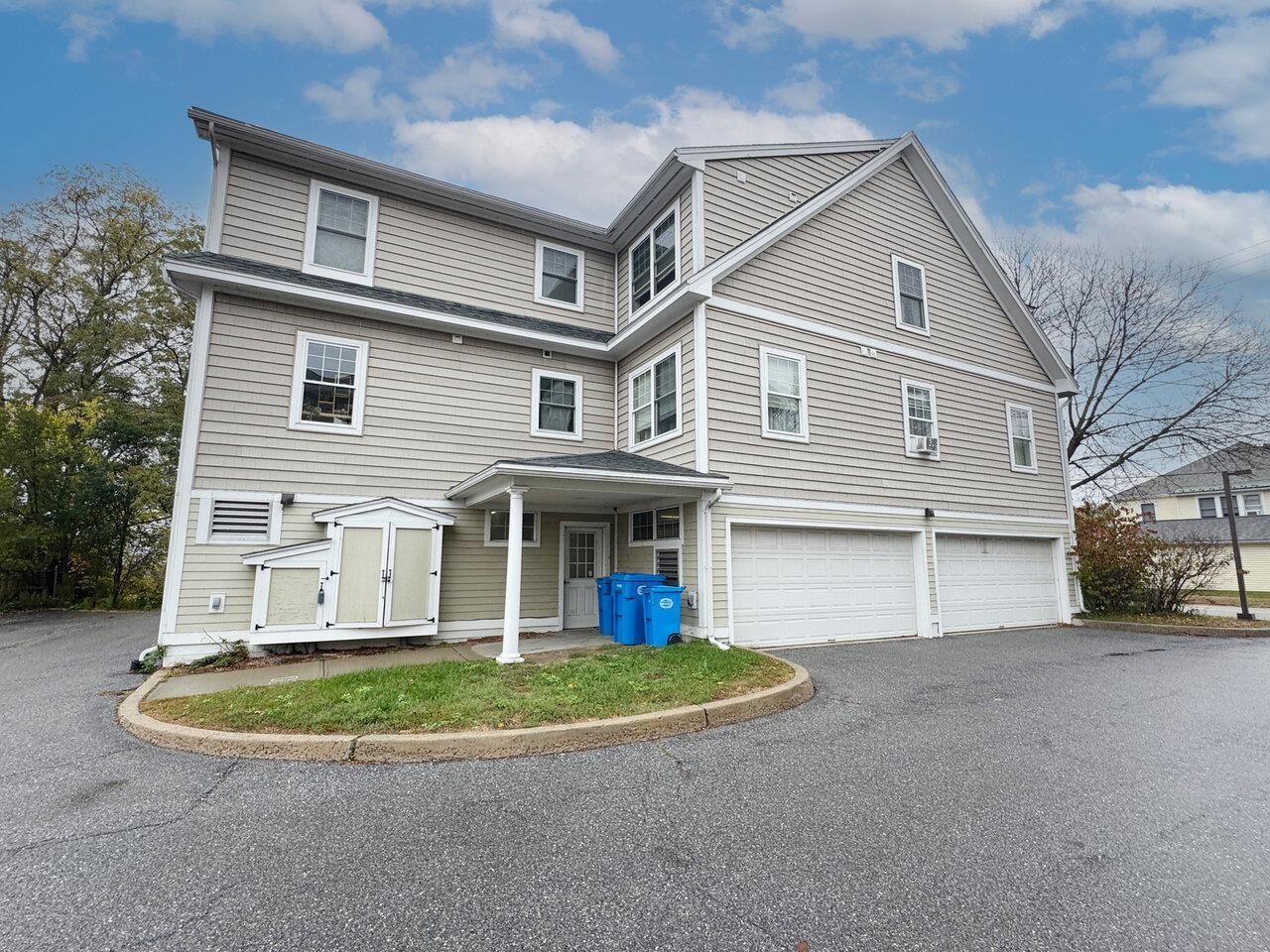 354 Manhattan Drive 10
