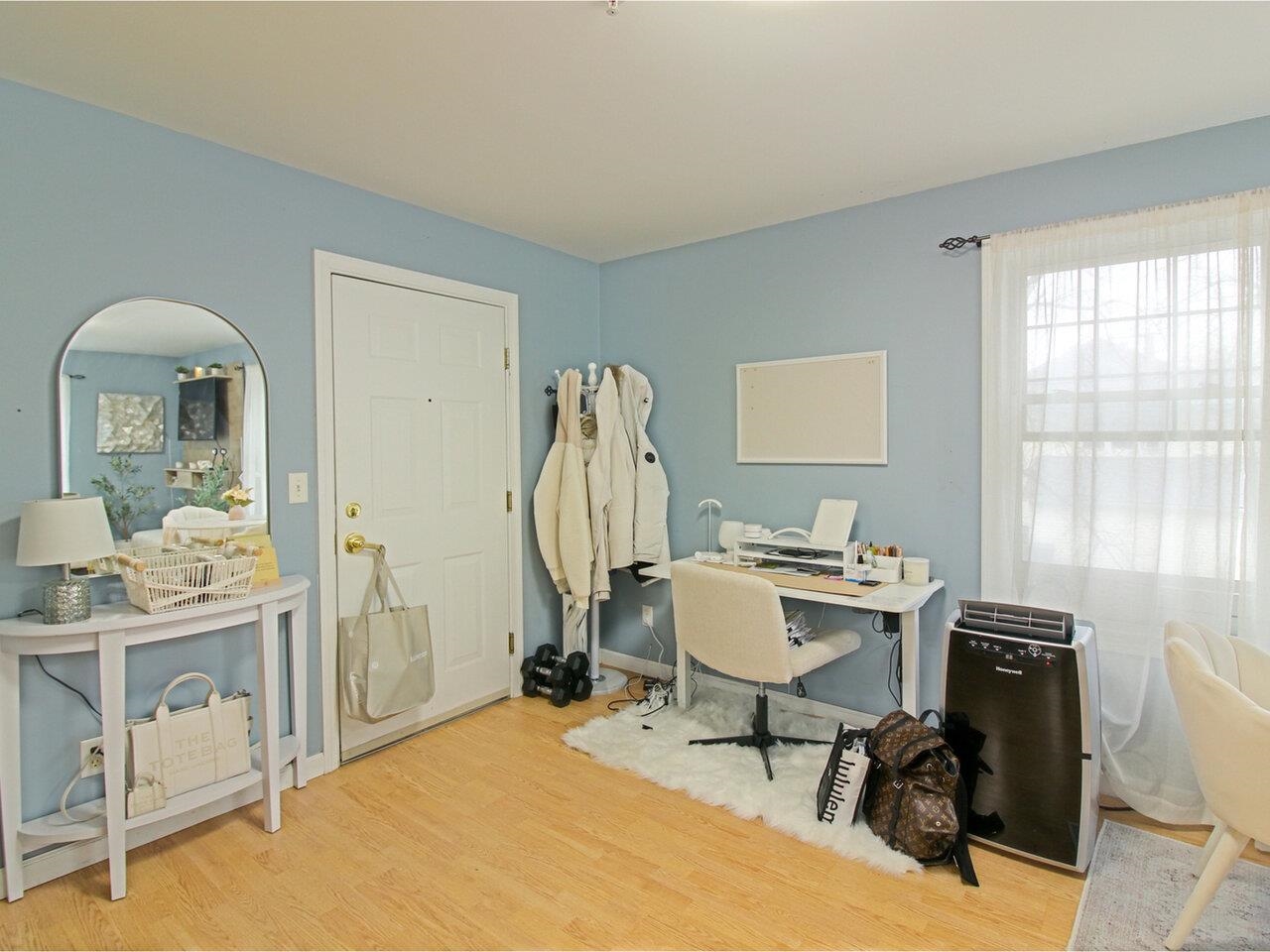 354 Manhattan Drive 10
