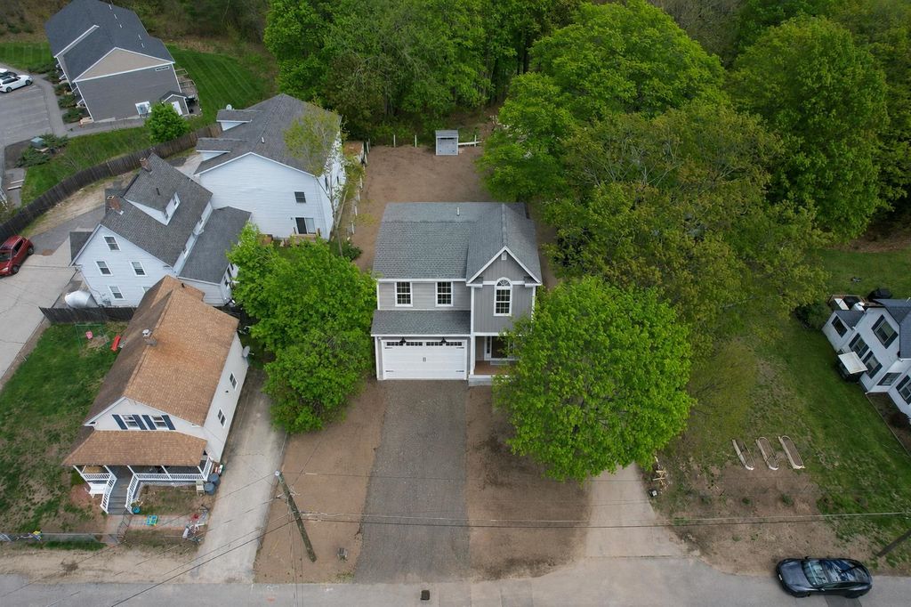 Photo of 6 Pleasant Street, Derry, NH 03038 (MLS # 5088794)
